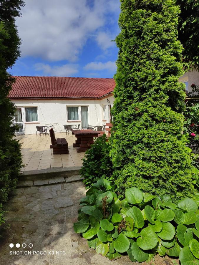 Chata Pod Roza Ledzin Exterior photo